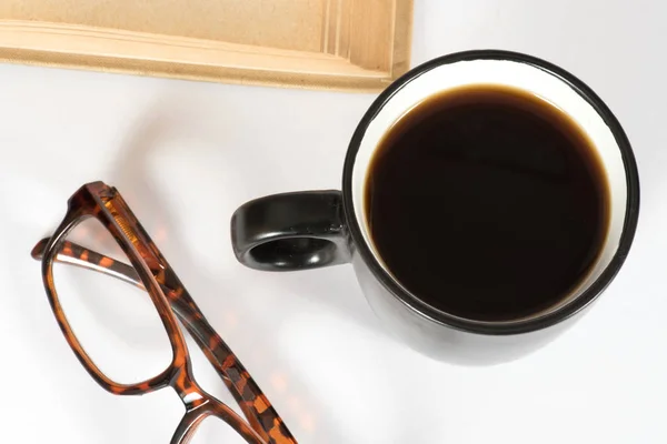 Libro Bicchieri Una Tazza Caffè — Foto Stock