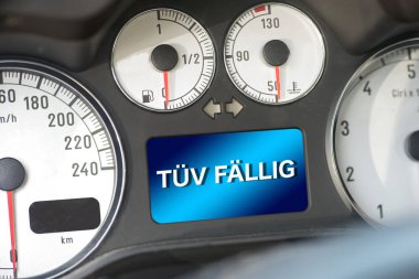 Bir araba ve Tv başvuru