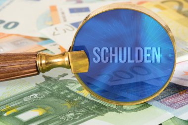 Euro faturaları, büyüteç ve borçlar