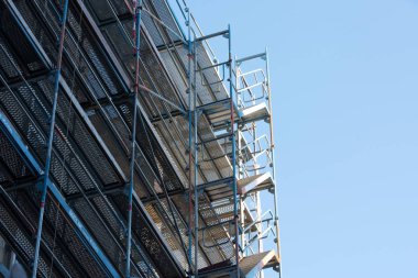 Şantiyede bir iskele