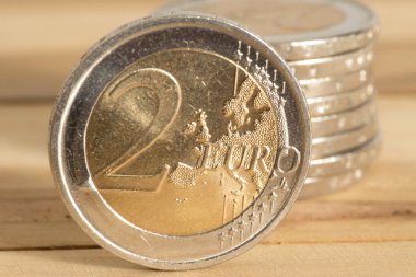 bir euro sikkeyi kapat