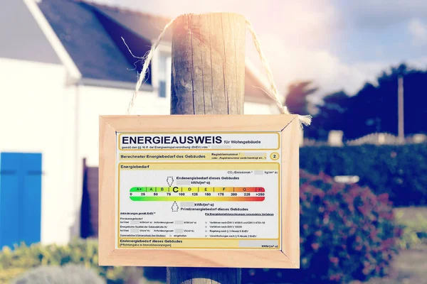 Egy Energiaigazolvány Egy Ház — Stock Fotó