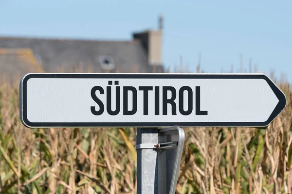 Sign Indicates Direction South Tyrol — Stock Photo, Image