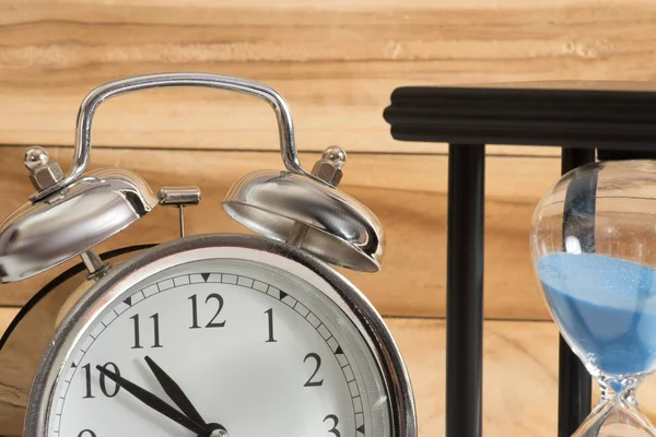 Alarm Clock Hourglass — Stock Photo, Image