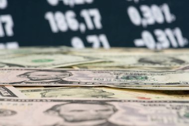 Döviz kurları ve dolar banknotları
