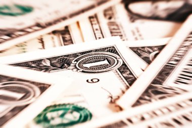 Dolar banknotlarını kapat