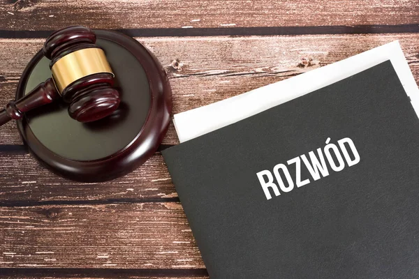 Richterhammer Gericht Und Scheidung Auf Polnisch — Stockfoto