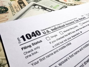 Amerika 'da dolar banknotları ve gelir vergisi iadesi