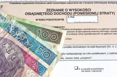Polonya 'da vergi iadesi ve Polonya zlotisi için PIT formu