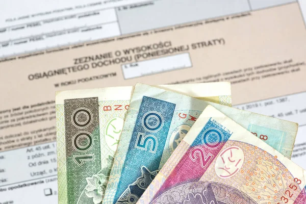 Polonya 'da vergi iadesi ve Polonya zlotisi için PIT formu