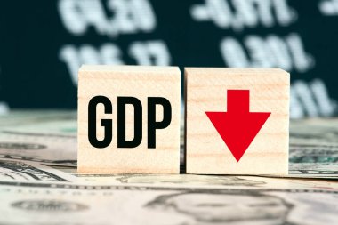 ABD 'de dolar ve gayri safi yurtiçi hasıla düştü.