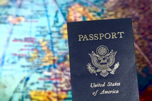 美国护照和全球护照 — 图库照片
