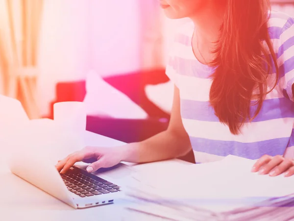 Woman with documents sitting on the desk — Stock Photo, Image