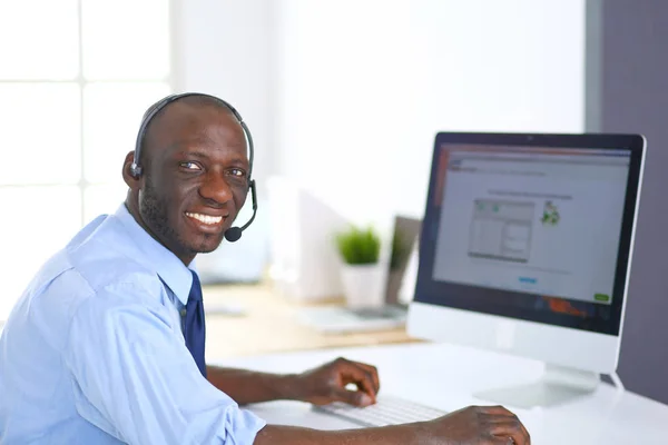 African American Businessman Headset Working His Laptop — Stock Photo, Image