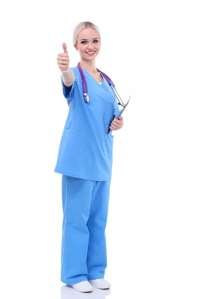 여자 의사가 디지탈 태블릿을 사용하고 하얀 배경에 서 있습니다. 여성 의사들. — 스톡 사진