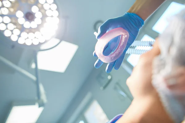 Man surgeon at work in operating room — Stock Photo, Image