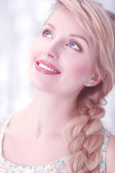 Woman hair style portrait . isolated. close up smiling face — Stock Photo, Image