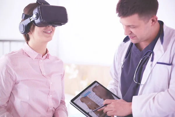 Patient woman with VR glasses in telemedicine concept — Stock Photo, Image