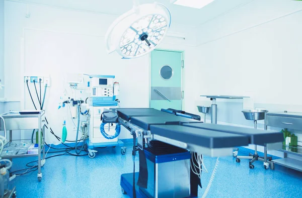 Interior of operating room in modern clinic — Stock Photo, Image