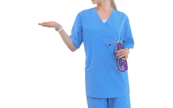 Portret lekarka wskazującego, szczegół, na białym tle na białym tle. Kobieta lekarz — Zdjęcie stockowe