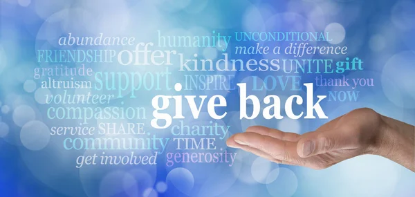 Give Back Word Tag Cloud Männliche Hand Mit Den Worten — Stockfoto