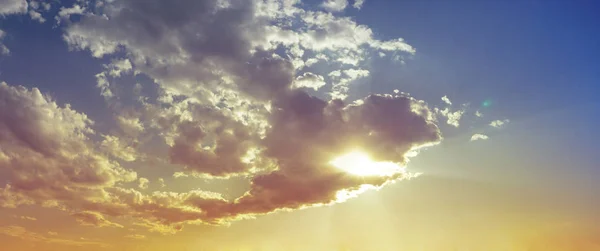 Álmodozó Romantikus Arany Menekülsz Gyönyörű Széles Kék Arany Sky Cloud — Stock Fotó
