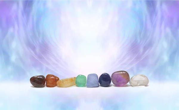 Single Row Eight Chakra Crystals Κόκκινο Πορτοκαλί Καρνεόλη Κίτρινη Κιτρίνη — Φωτογραφία Αρχείου