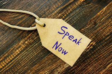 Konuş. Şimdi sayfayı imzala.