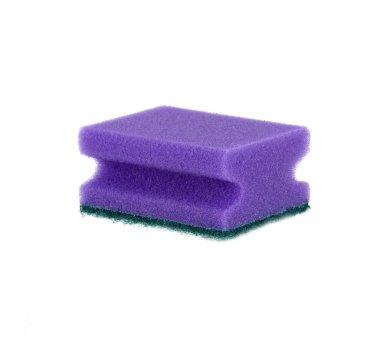 Beyaz arkaplanda izole edilmiş bulaşık yıkama süngeri