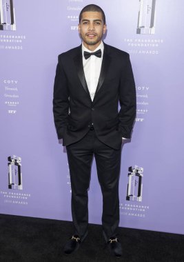 New York, Ny - 12 Haziran 2018: Rick Gonzalez 2018 koku Vakfı Ödülü Alice Tully Hall Lincoln Center'da katılır