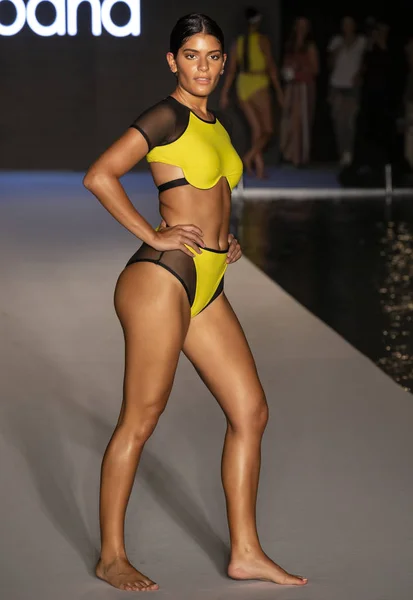Miami Beach Juli 2018 Een Model Baan Voor Show Van — Stockfoto