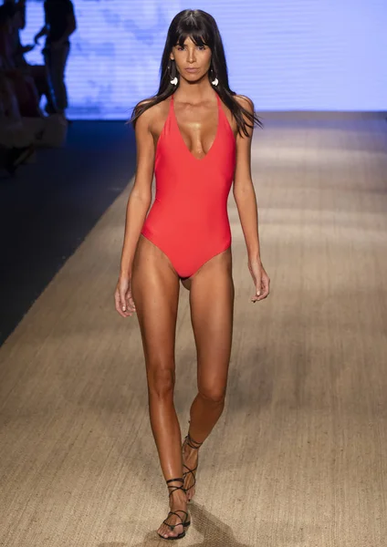 Miami Beach July 2018 Model Walks Runway Mikoh Collection Paraiso — Stock Photo, Image