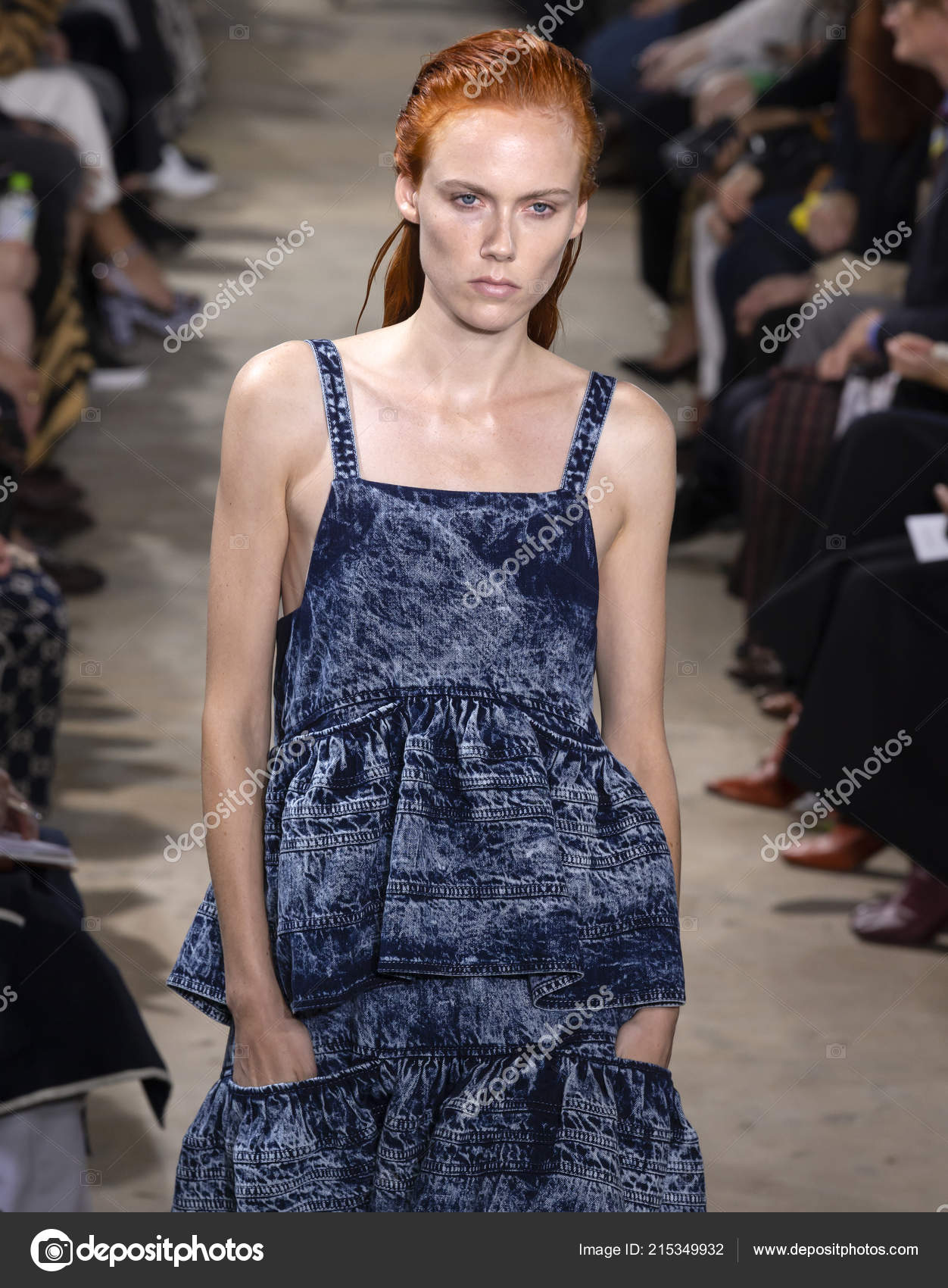 New York September 18 Kiki Willems Walks Runway Proenza Schouler Stock Editorial Photo C Sharpshooter New York September 18 Kiki Willems Walks Runway Proenza Schouler Stock Editorial Photo C Sharpshooter