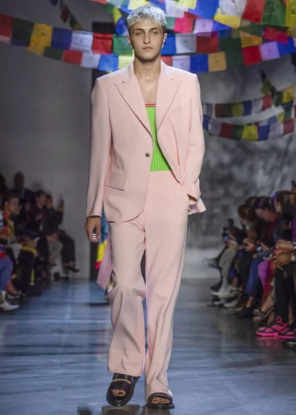 Nowy Jork Września 2018 Anwar Hadid Spacery Fashion Prabal Gurung — Zdjęcie stockowe