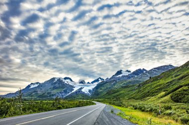 Valdez, Alaska yakınındaki Prince William Sound Worthington buzulun bir görünüm