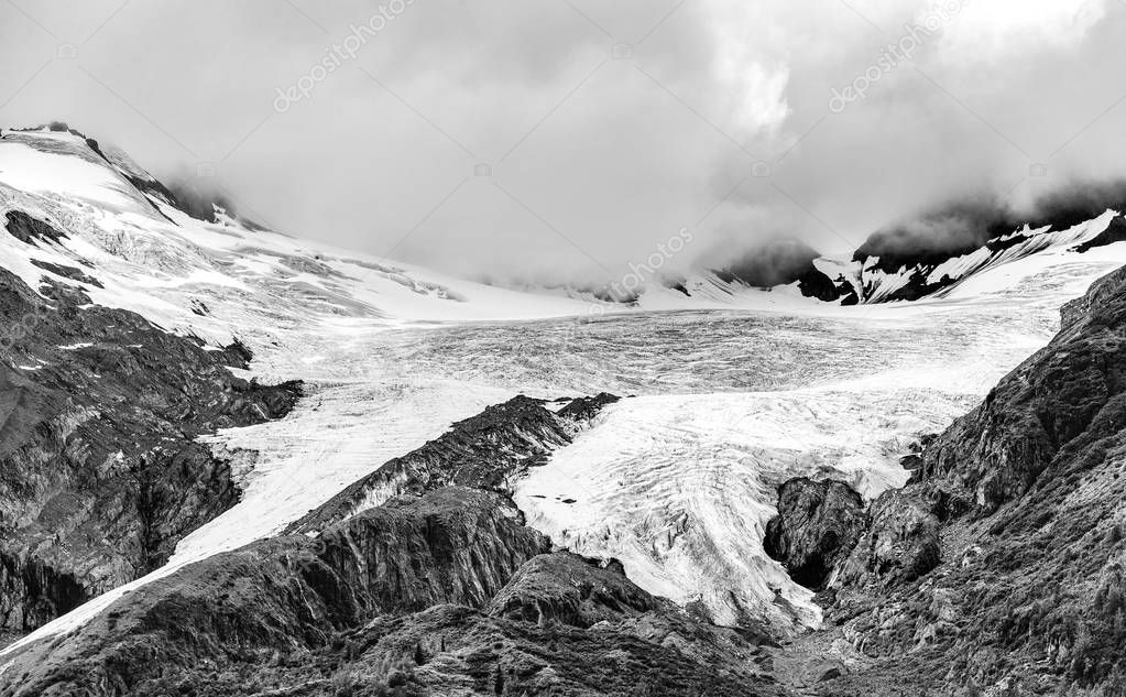 A view of the Worthington Glacier on Prince William Sound, near Valdez, Alaska
