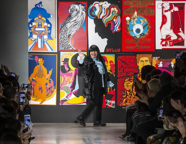 New York New York Febbraio 2019 Designer Anna Sui Percorre — Foto Stock