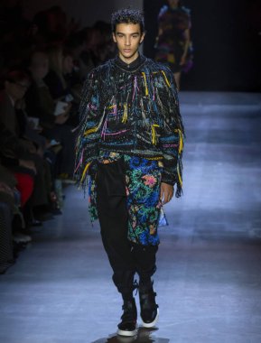 Prabal Gurung 2019 sonbahar kış pist Haritayı New York City