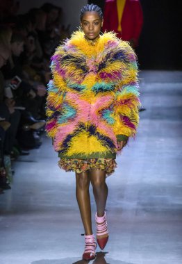 Prabal Gurung 2019 sonbahar kış pist Haritayı New York City