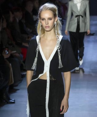 Prabal Gurung 2019 sonbahar kış pist Haritayı New York City