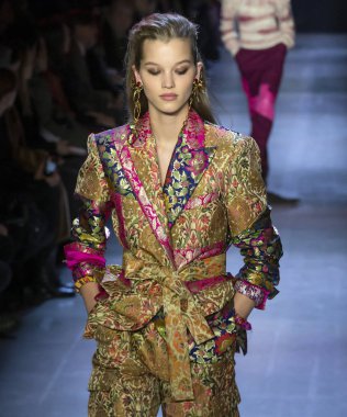 Prabal Gurung 2019 sonbahar kış pist Haritayı New York City