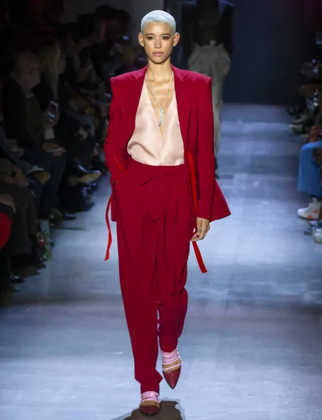 Prabal Gurung 2019 Otoño Winter Runway Show en la ciudad de Nueva York — Foto de Stock