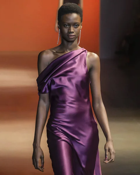 Cushnie 2019 Fall Winter Runway Show em Nova York — Fotografia de Stock