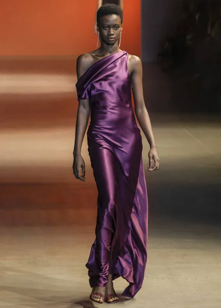 Cushnie 2019 Otoño Invierno Pasarela Show en la ciudad de Nueva York — Foto de Stock