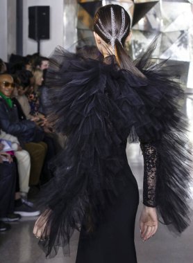 Christian Siriano 2019 sonbahar kış pist Haritayı New York City