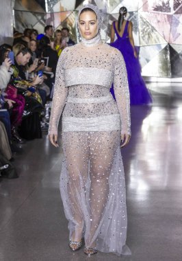 Christian Siriano 2019 sonbahar kış pist Haritayı New York City