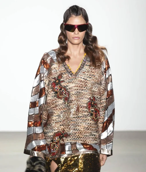 Custo Barcelona 2019 Otoño Winter Runway Show en la ciudad de Nueva York — Foto de Stock