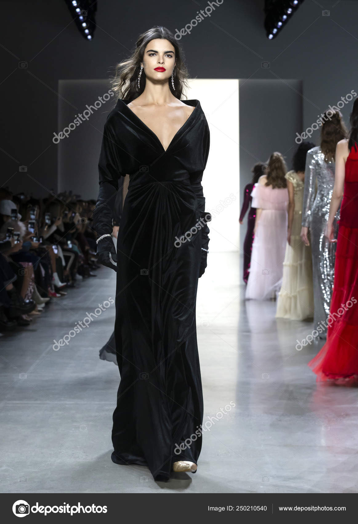 Tadashi shoji clearance 2019