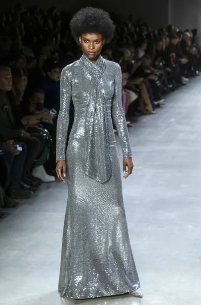 Badgley Mischka 2019 őszi téli divatbemutató, New York City — Stock Fotó