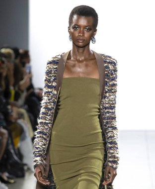 Laquan Smith 2019 sonbahar kış pist Haritayı New York City